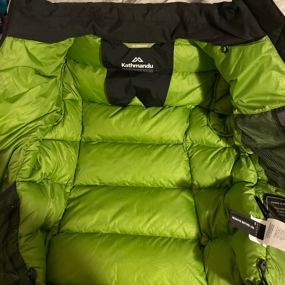 Kathmandu jacket green inside - Picture 2 of 7